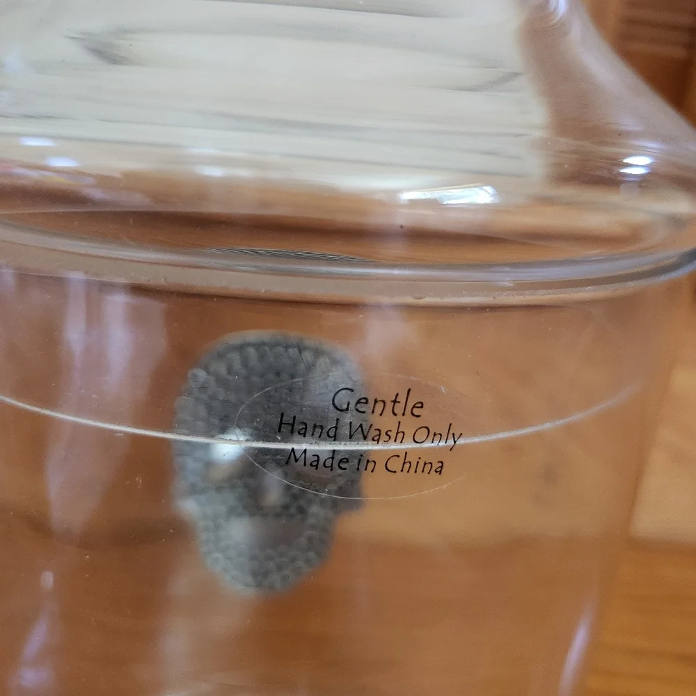 Skull glass candy jar with lid